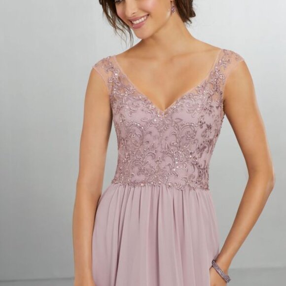 DRESS - Picture 3 of 4